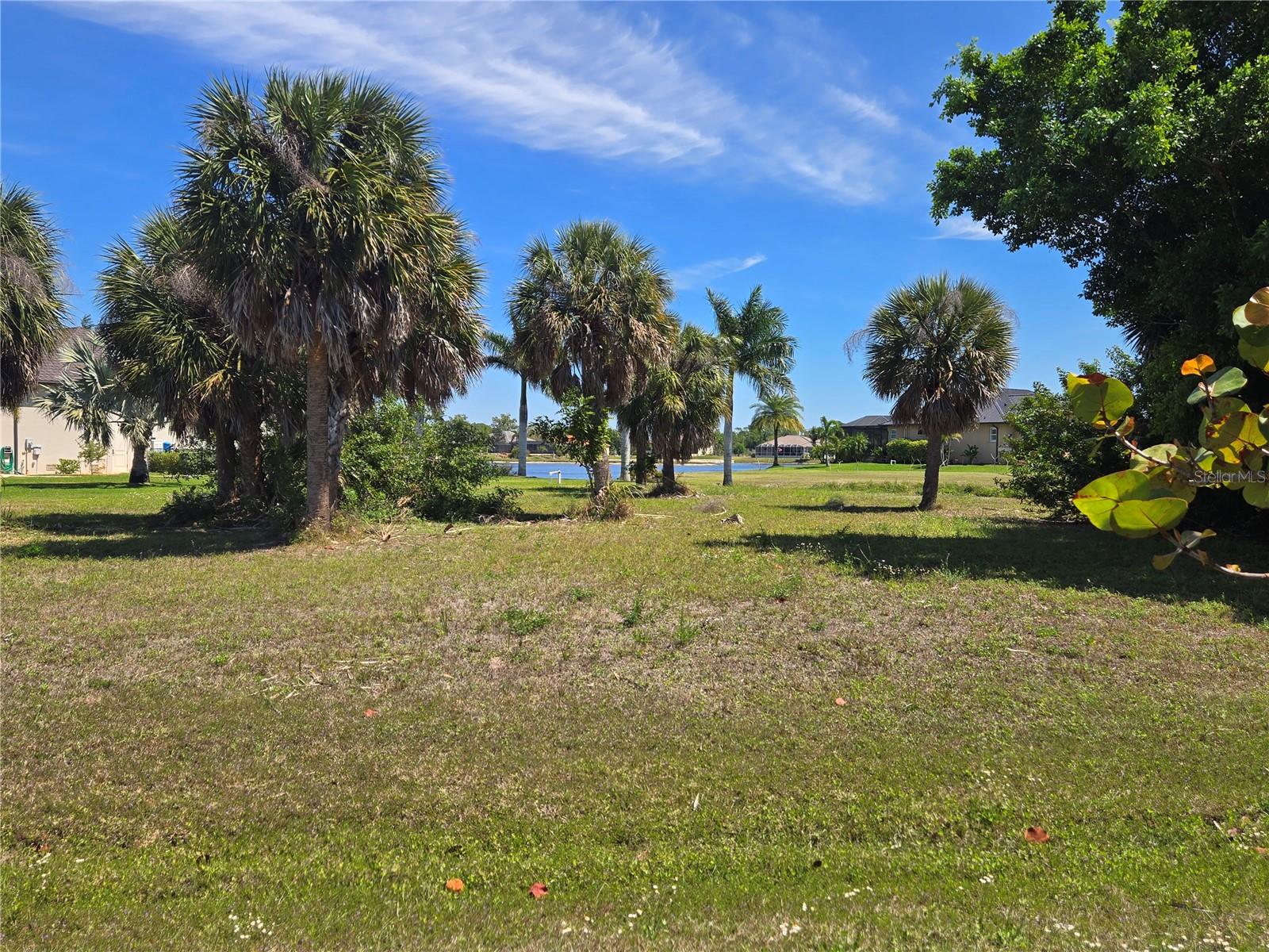 17168 Watchtower Ln Property Photo 4