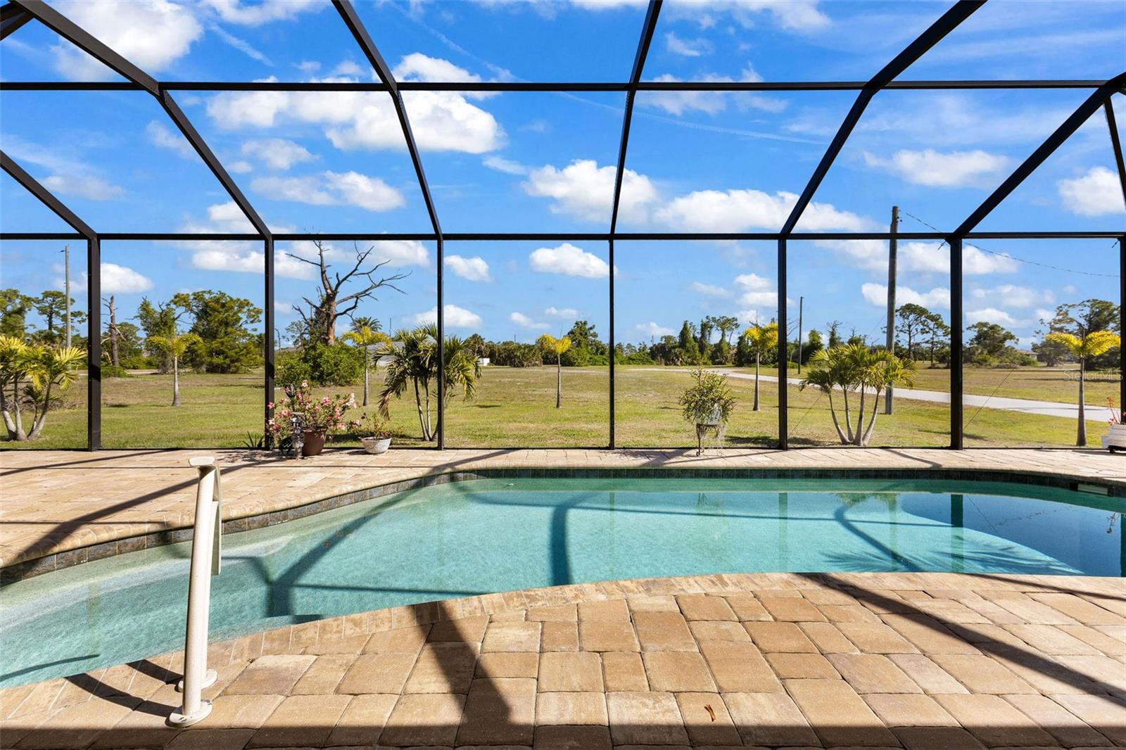 48 Master Dr Property Photo 41