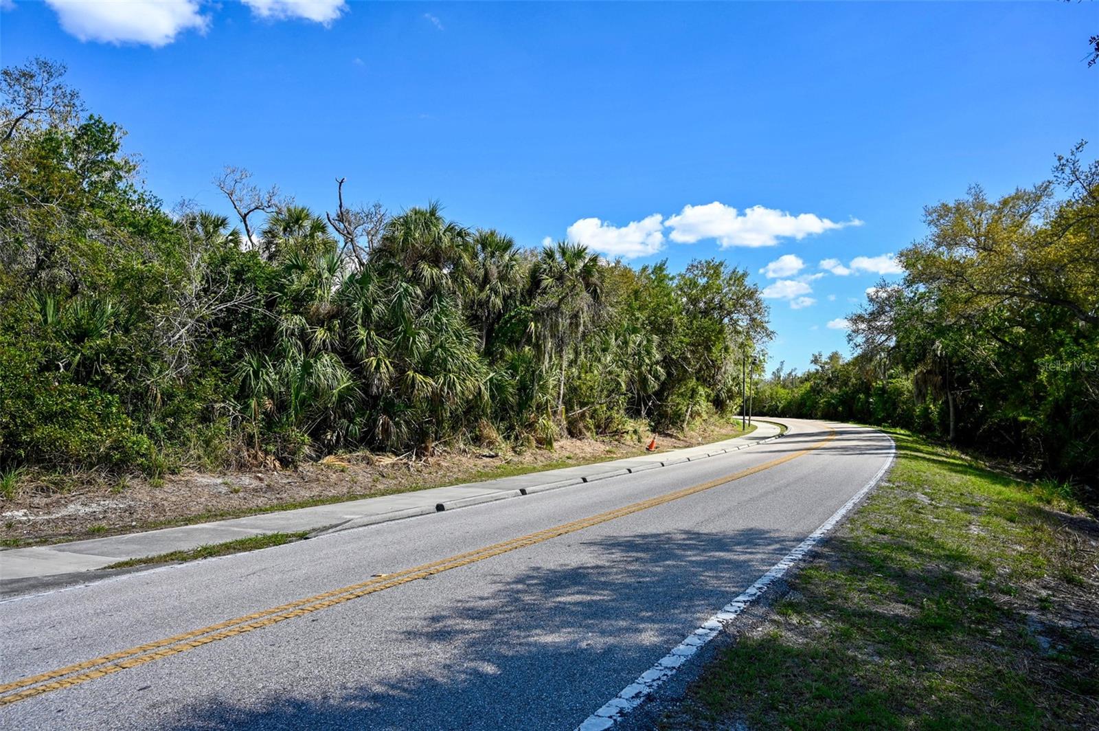 22901 Bayshore Rd Property Photo 8