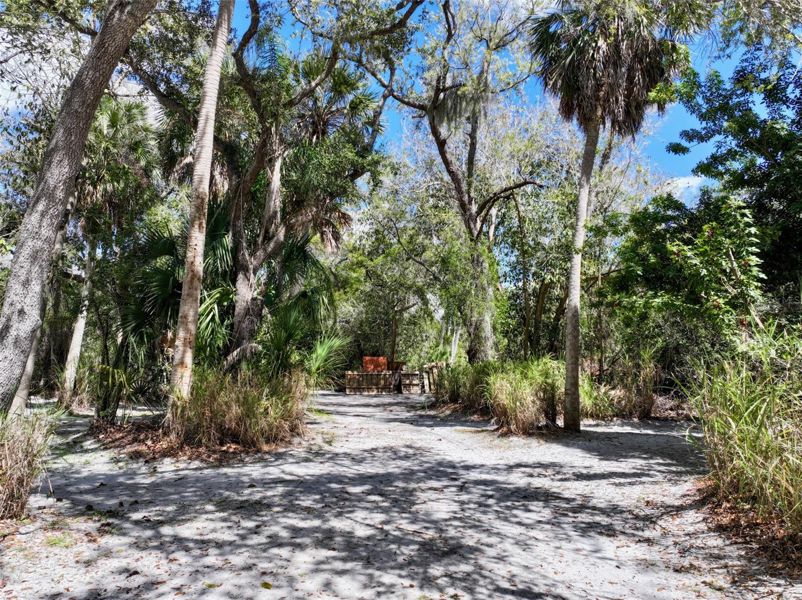 22901 Bayshore Rd Property Photo 17