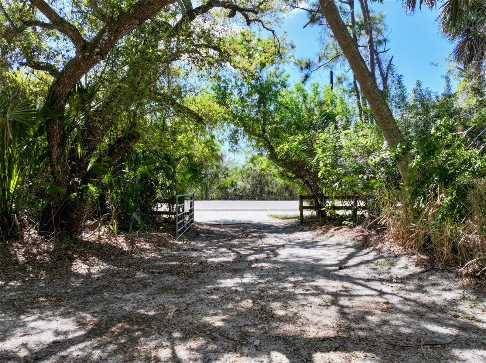 22901 Bayshore Rd Property Photo 25
