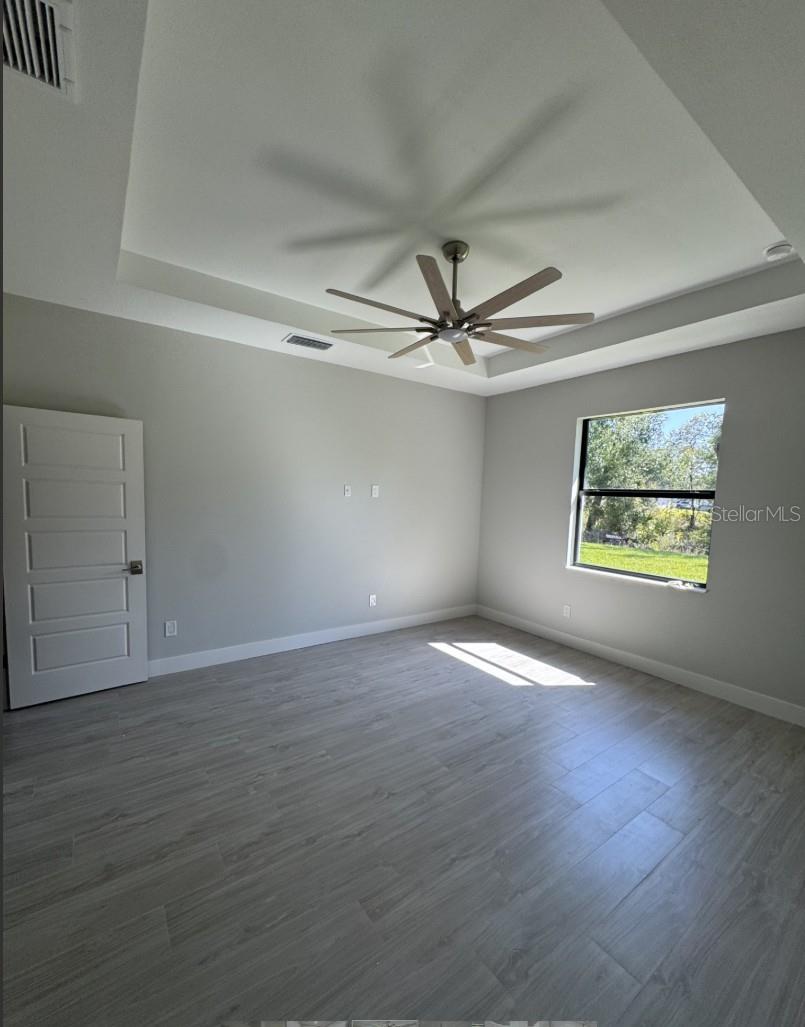 342 Kindred Blvd Property Photo 17
