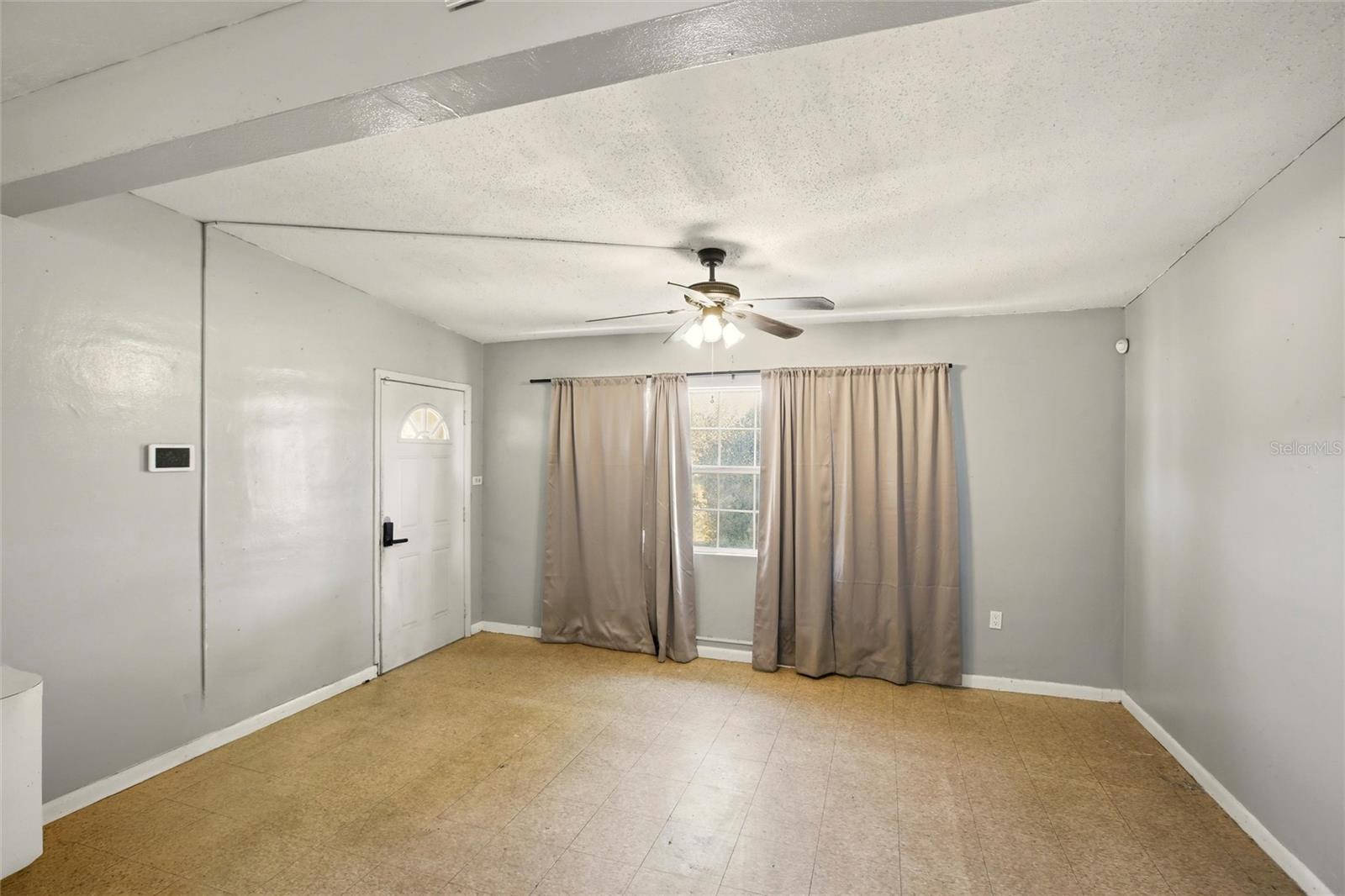 21585 Olean Blvd Property Photo 5