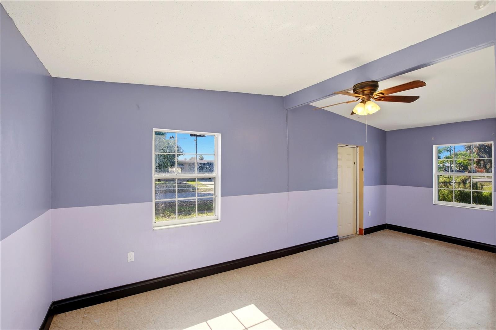 21585 Olean Blvd Property Photo 12