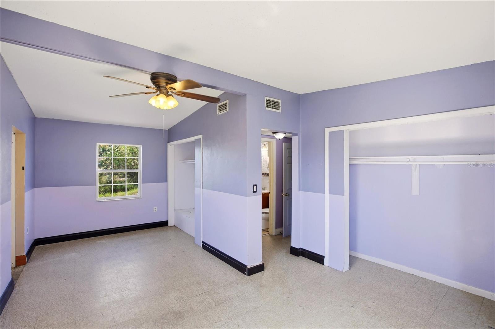 21585 Olean Blvd Property Photo 13
