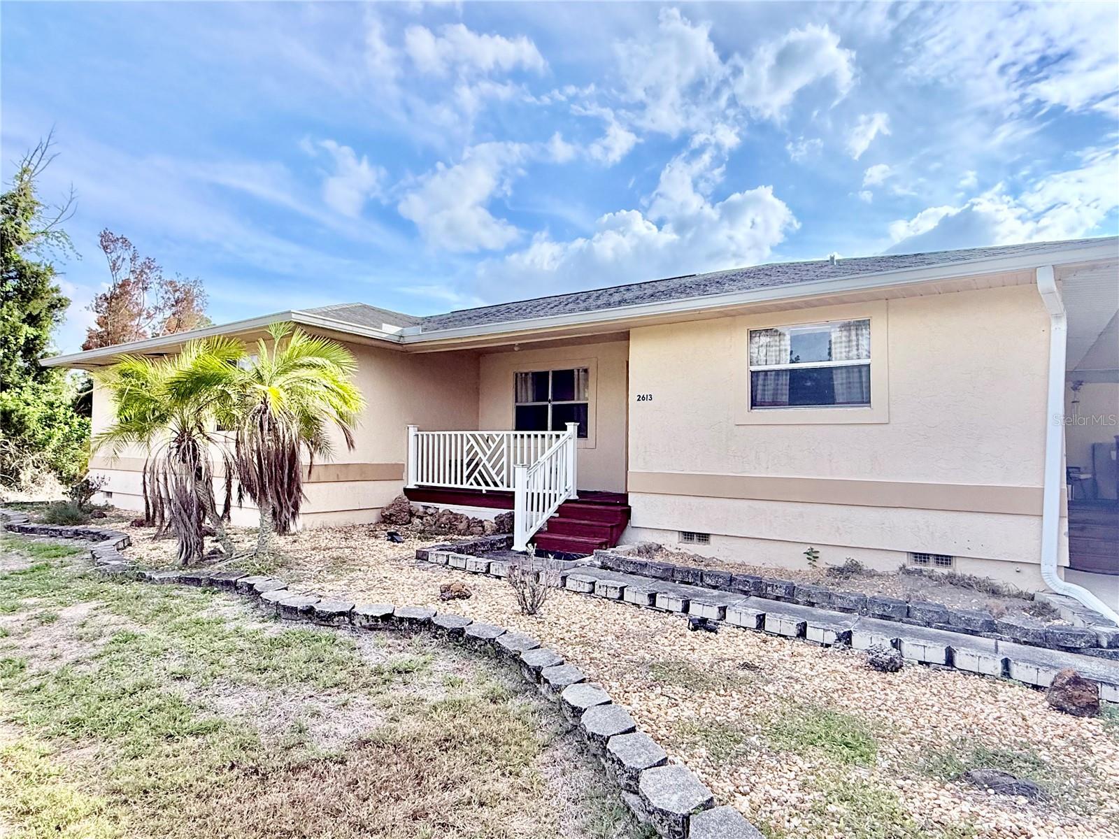 2613 Vizza Ln Property Photo 3
