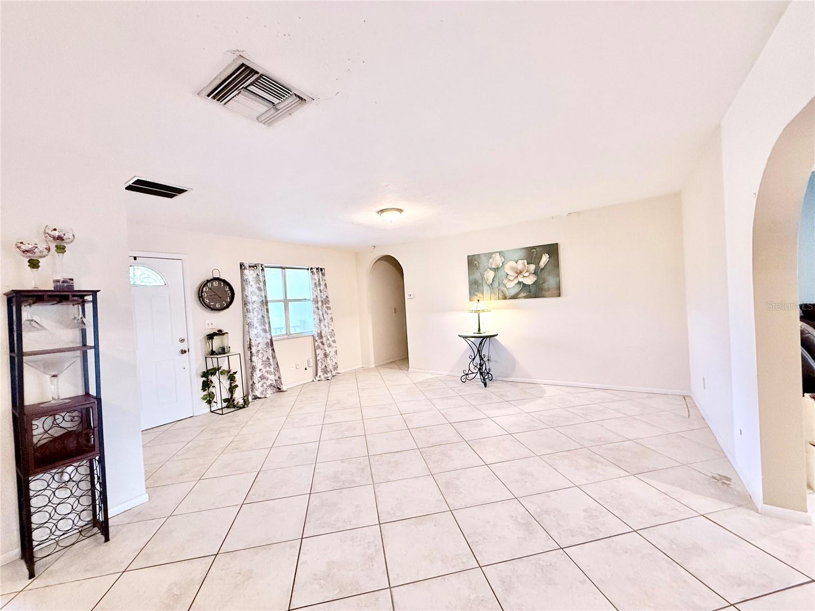 2613 Vizza Ln Property Photo 6
