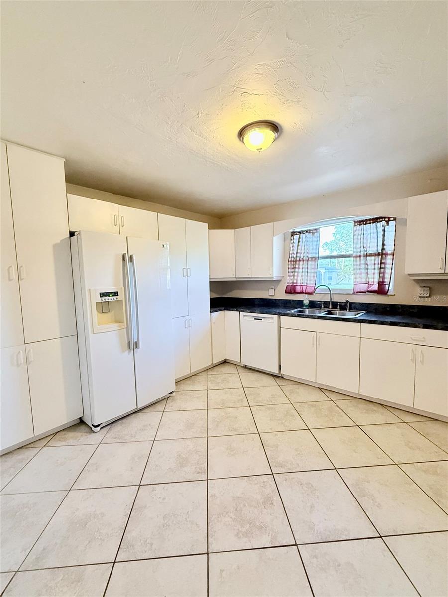 2613 Vizza Ln Property Photo 13