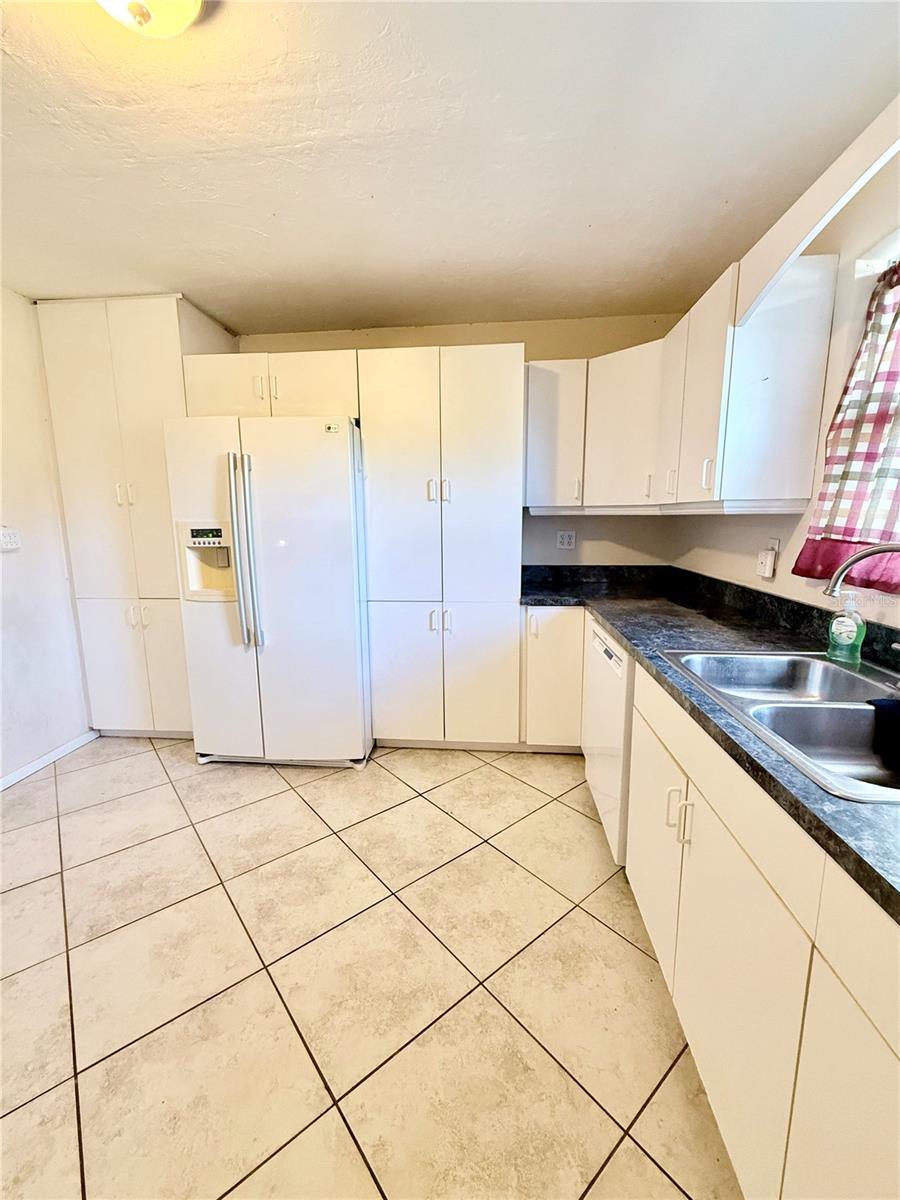 2613 Vizza Ln Property Photo 14