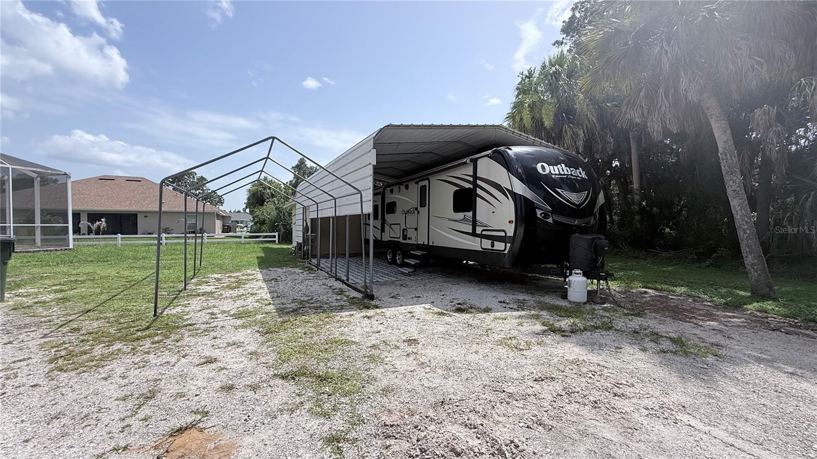 2613 Vizza Ln Property Photo 40