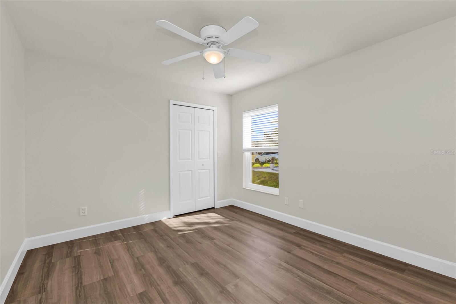 2485 Traverse Ave Property Photo 26