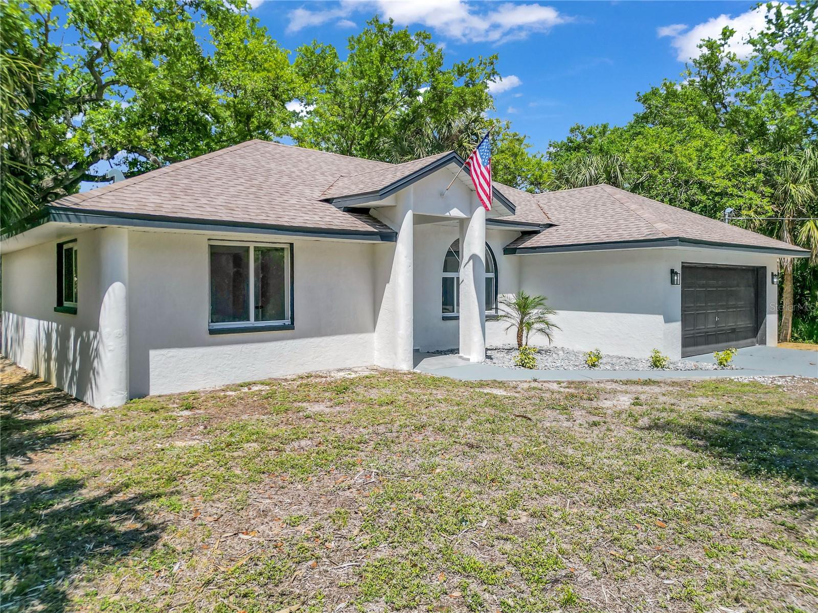 26140 Hapsburg Rd Property Photo 4