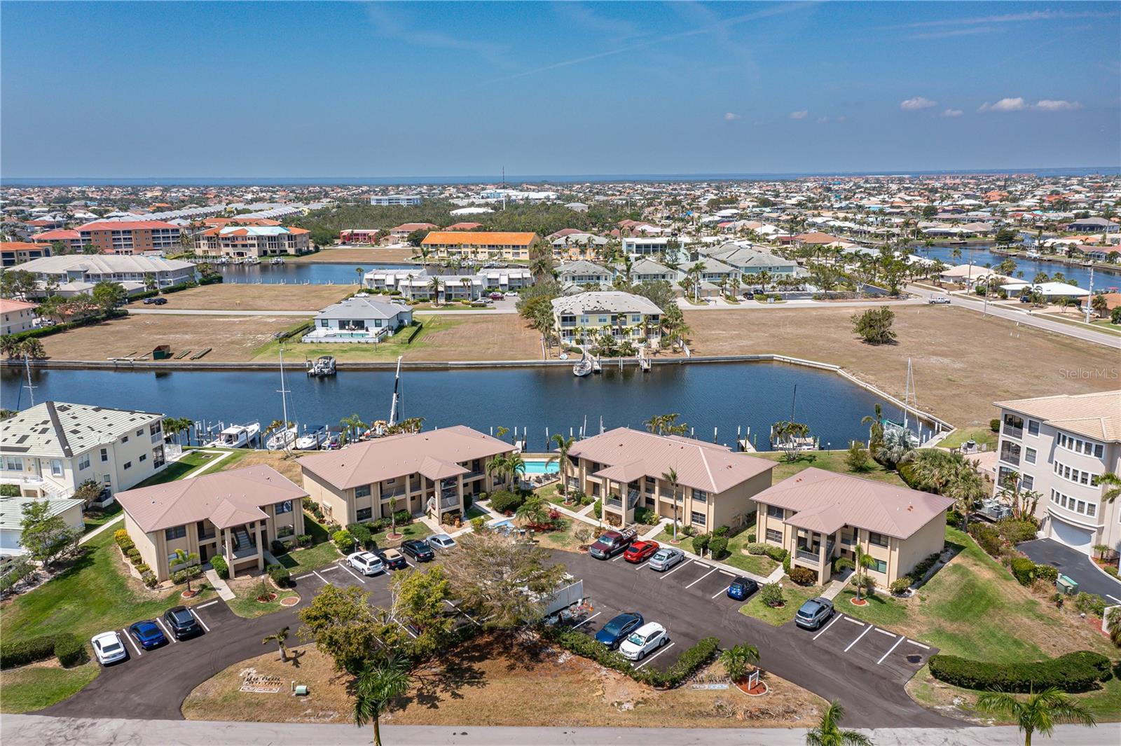 3221 White Ibis Ct #d2 Property Photo 2