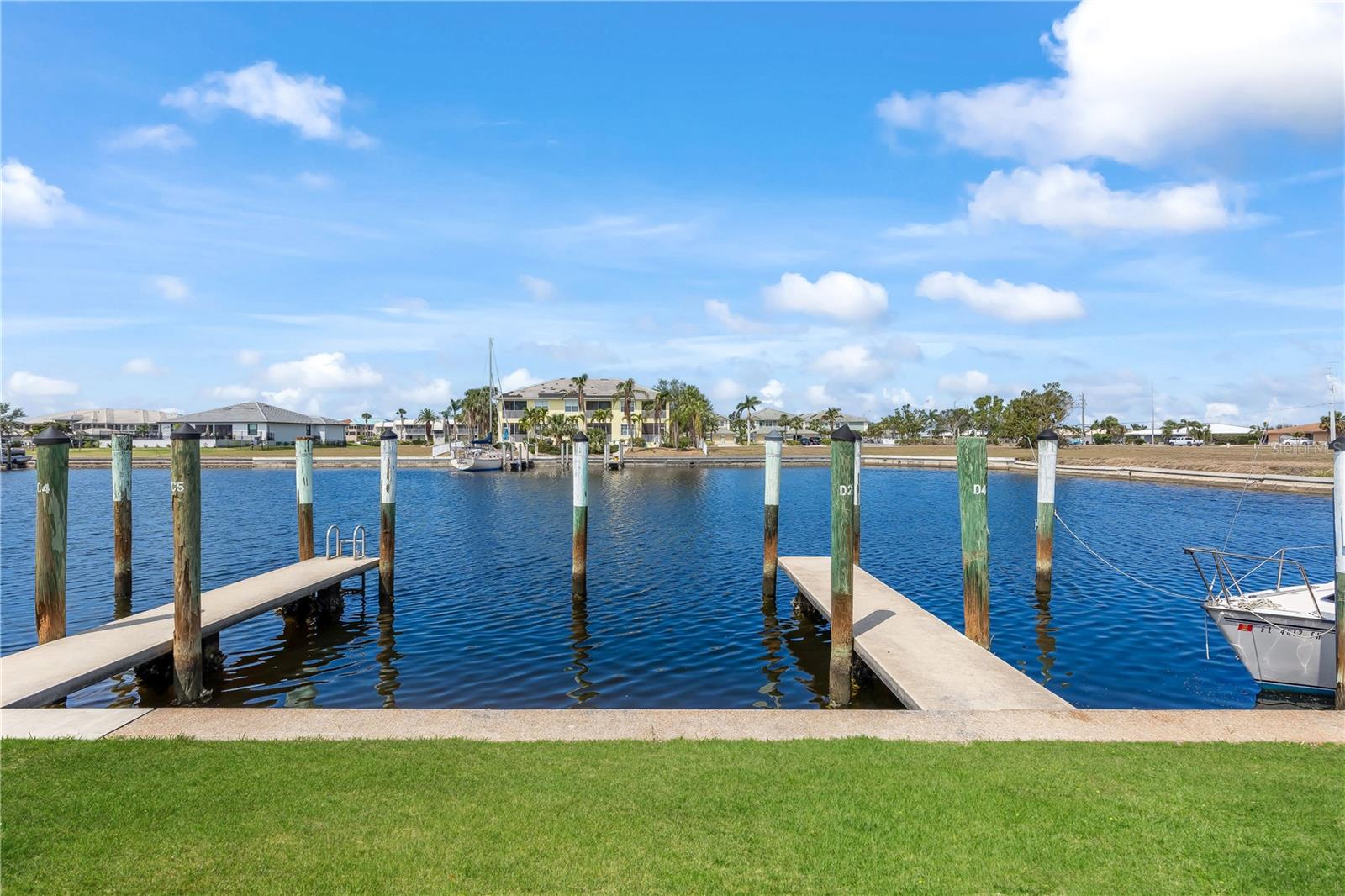 3221 White Ibis Ct #d2 Property Photo 5