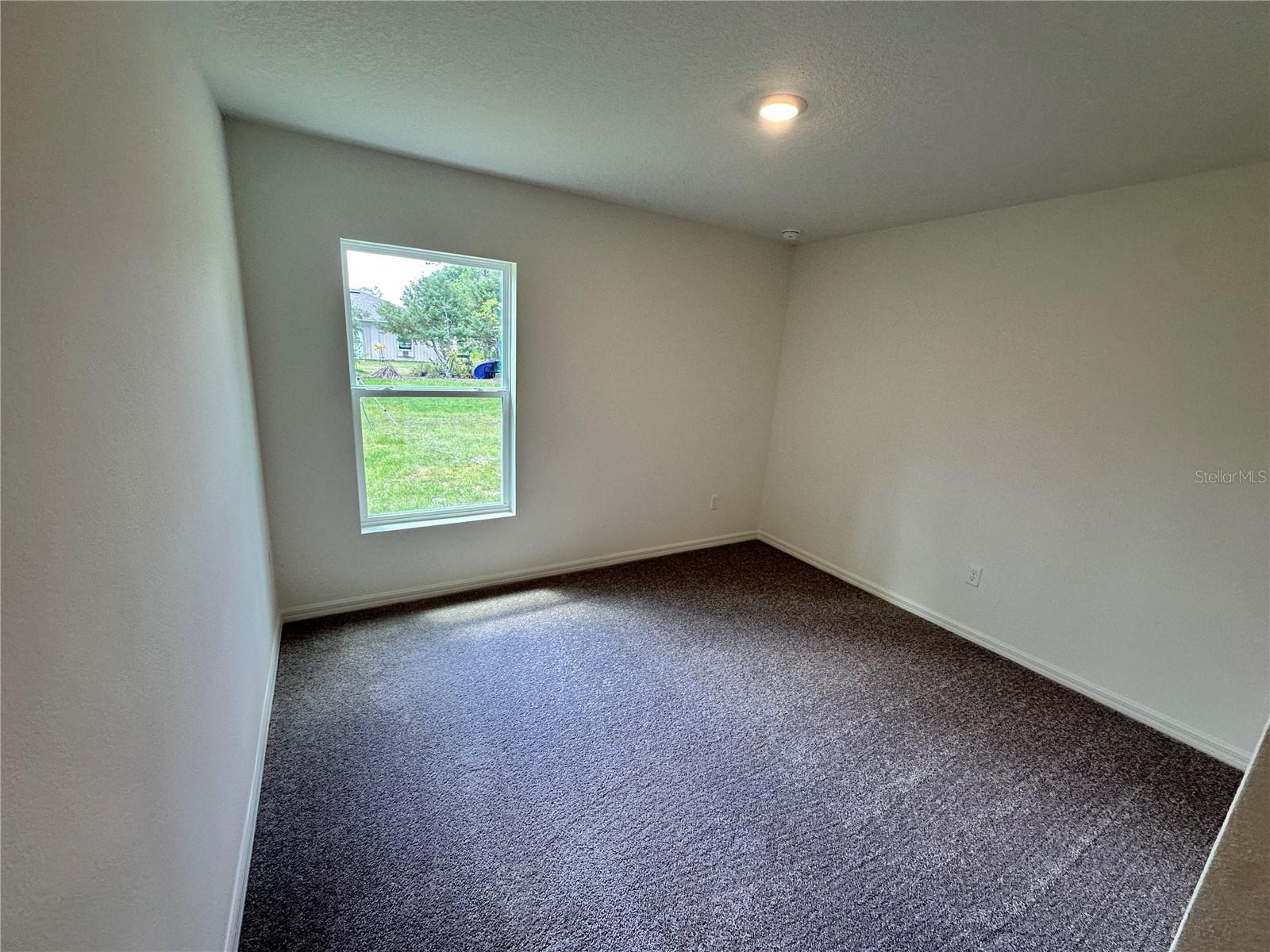 48 Rippling Brook Dr Property Photo 8