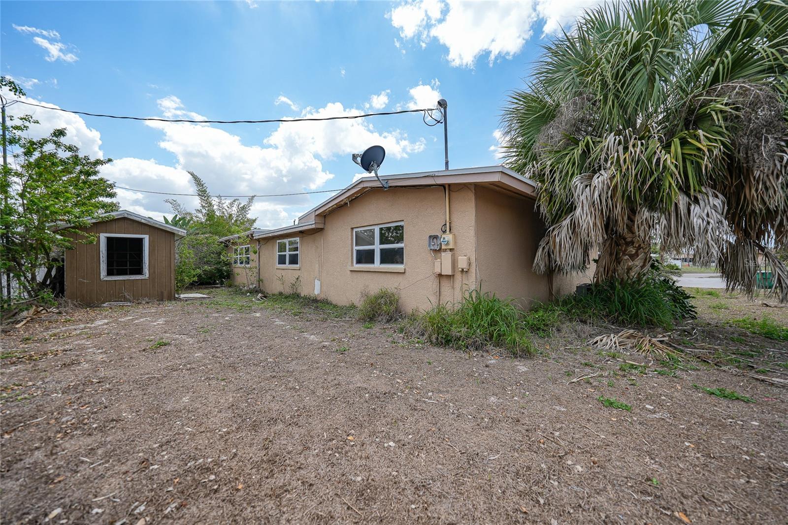 3250 Santa Barbara Dr Property Photo 26