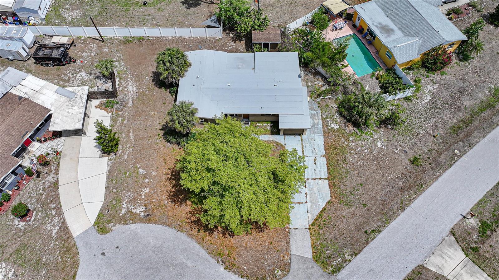3250 Santa Barbara Dr Property Photo 28