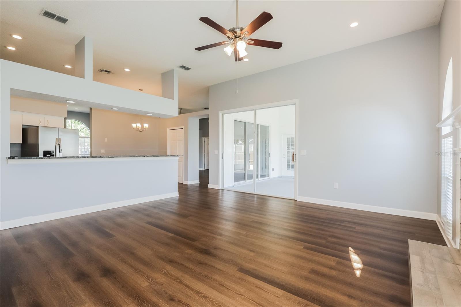 5238 Montserrat Ct Property Photo 4