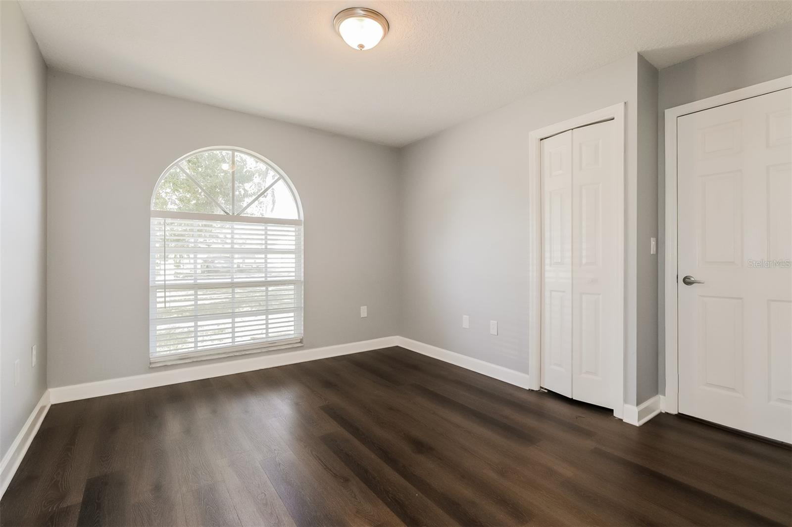 5238 Montserrat Ct Property Photo 11