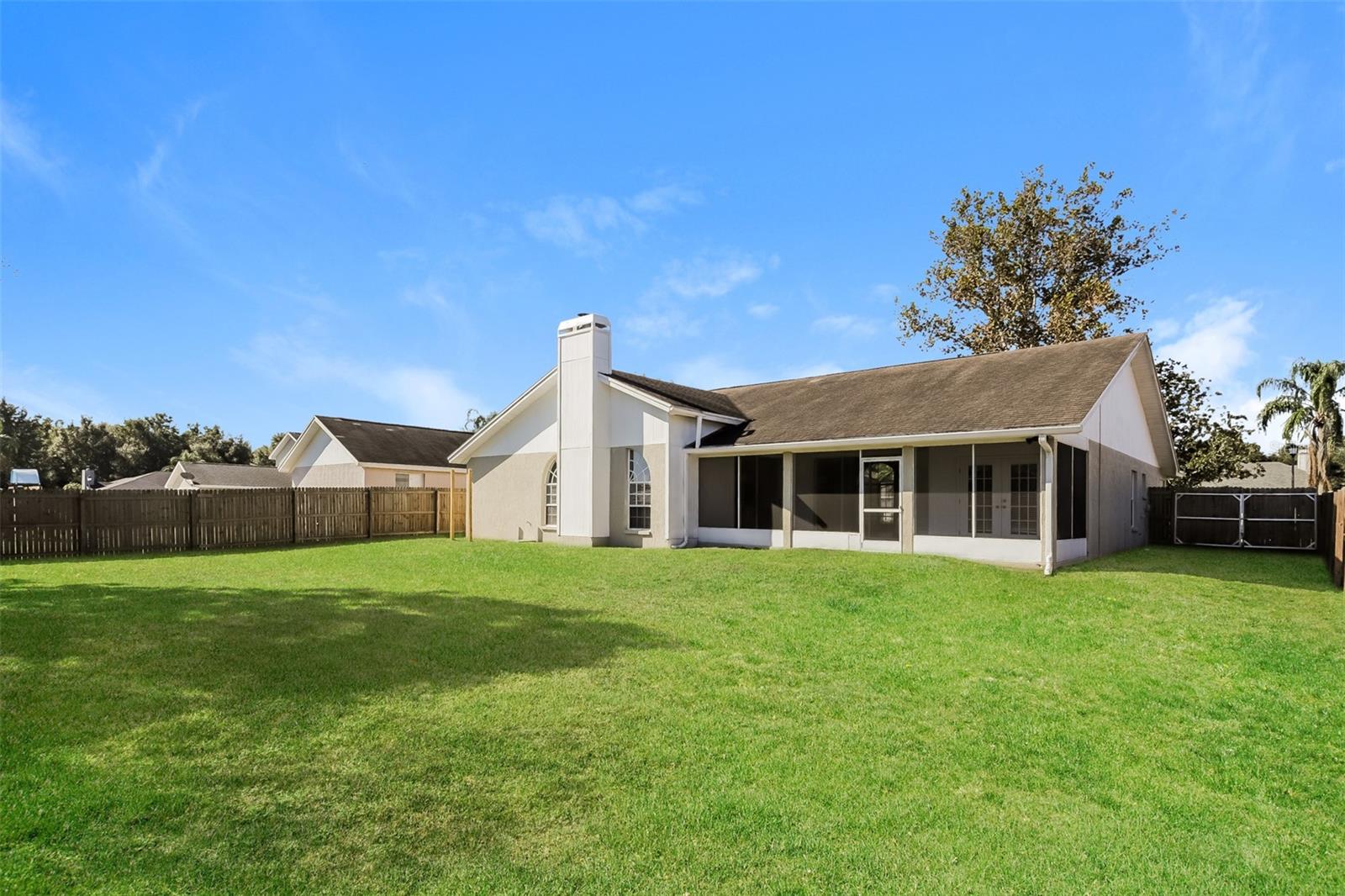 5238 Montserrat Ct Property Photo 15