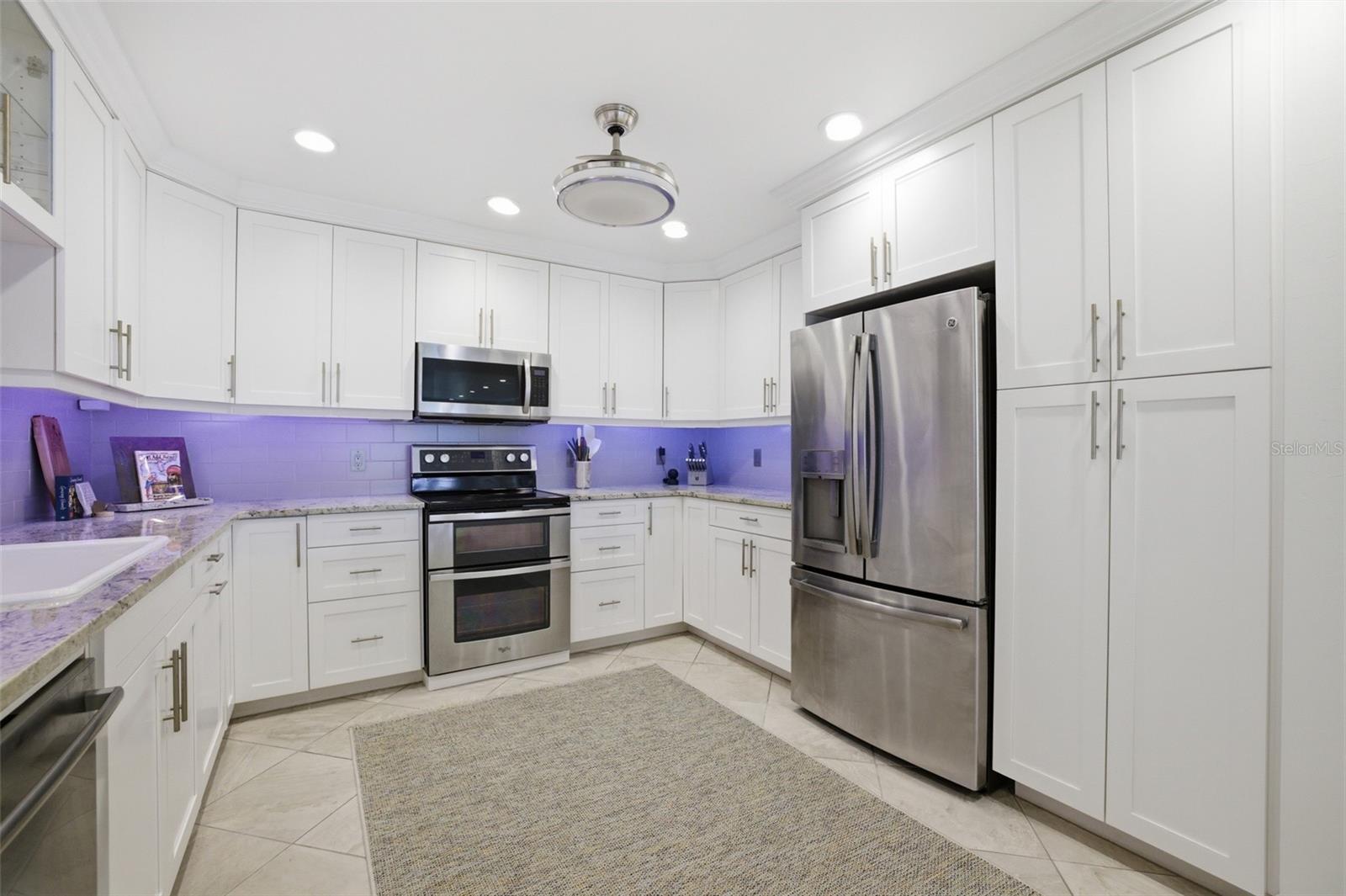 3270 Southshore Dr #72a Property Photo 24