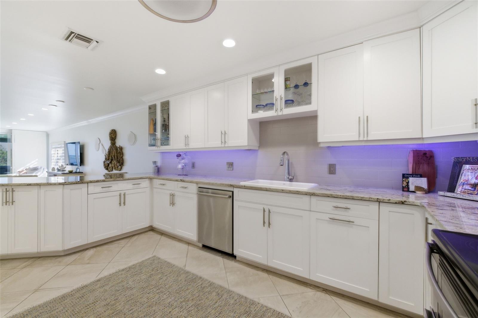 3270 Southshore Dr #72a Property Photo 26