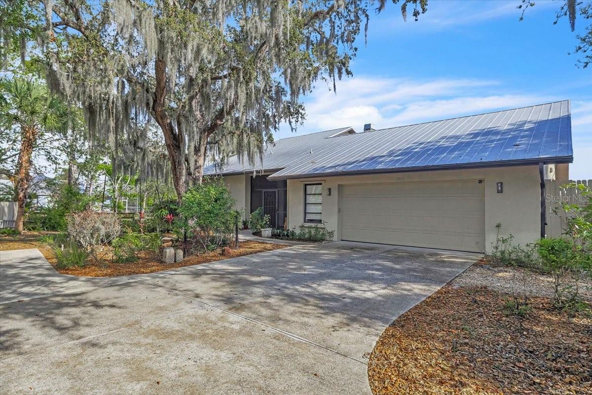 3264 Park Dr Property Photo 2