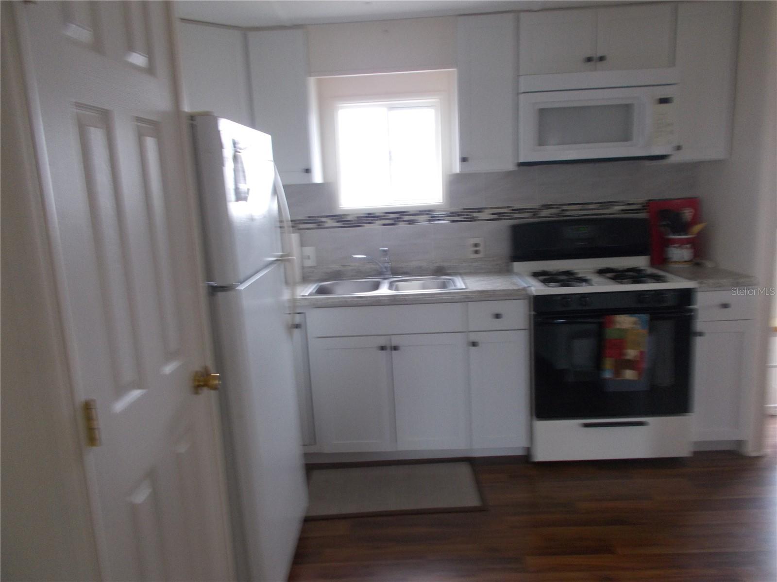6821 Ocean Ct Property Photo 5