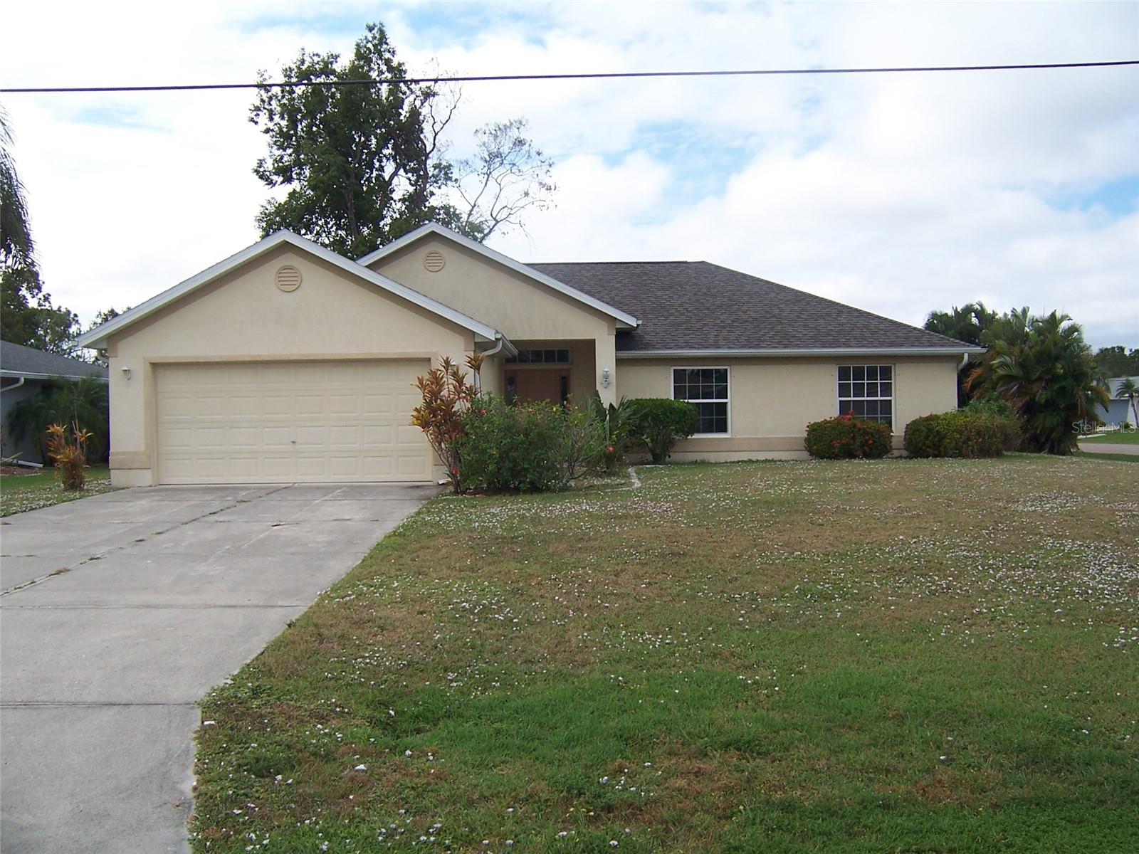 2317 Nuremberg Blvd Property Photo 2