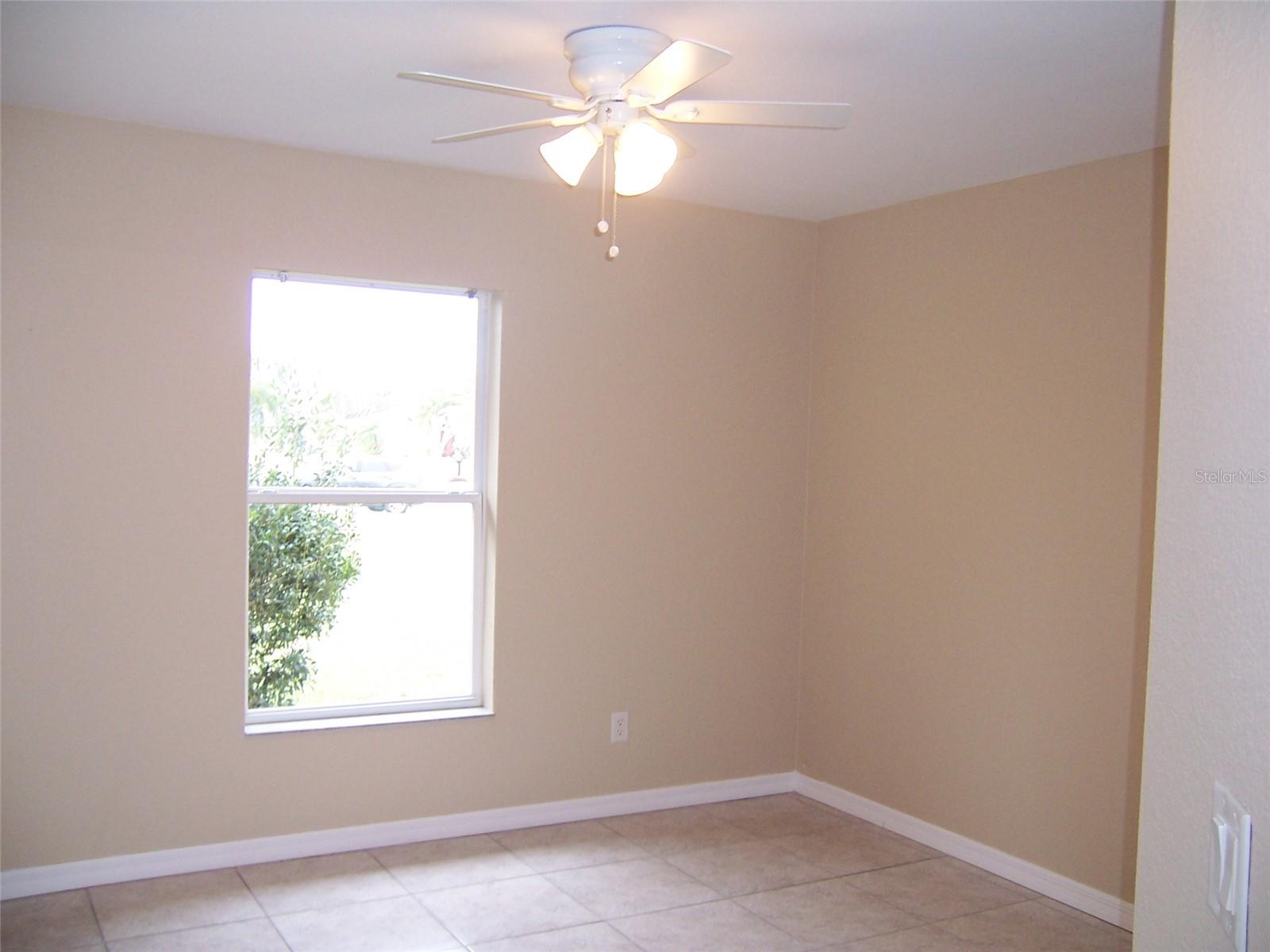 2317 Nuremberg Blvd Property Photo 4