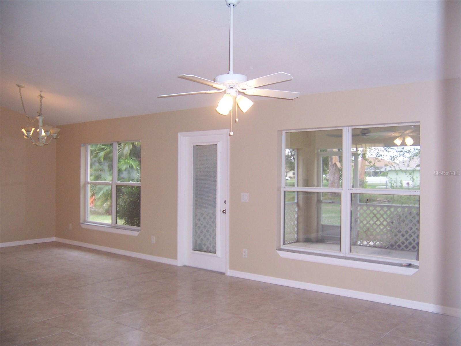 2317 Nuremberg Blvd Property Photo 6