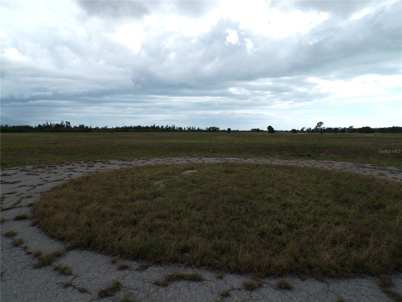 1 Bobolink Pl Property Photo 4