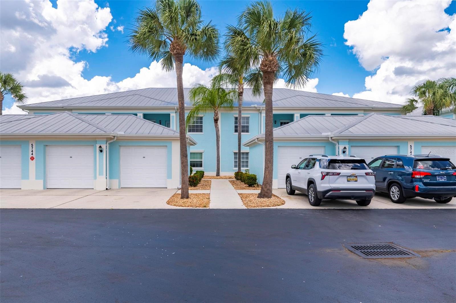 5744 SABAL TRACE DR #201