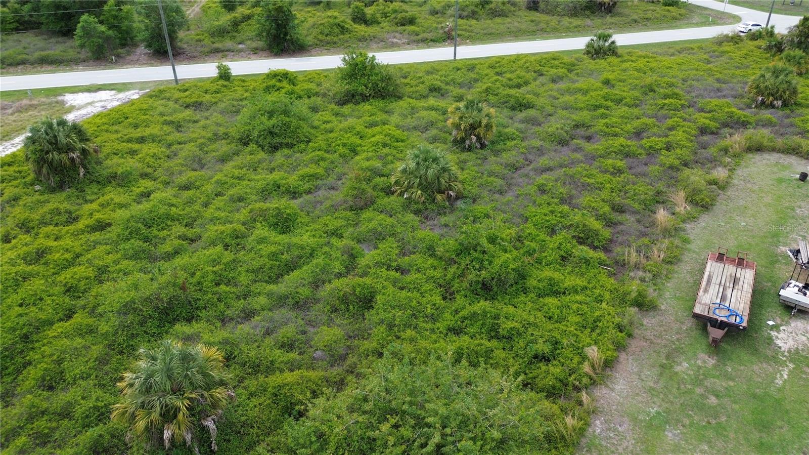 2065 Chaplin Dr Property Photo 2