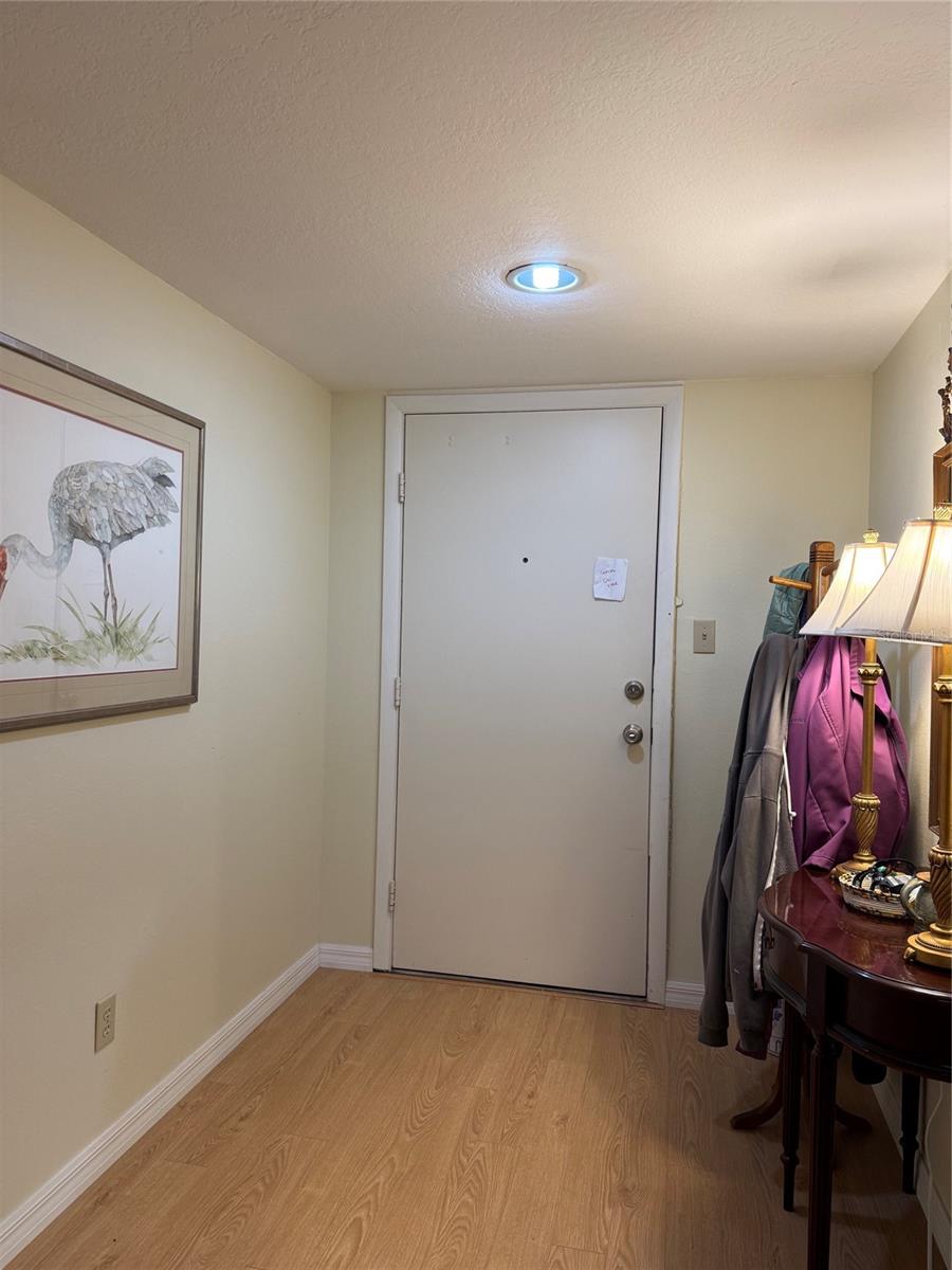 25188 Marion Ave #e212 Property Photo 8