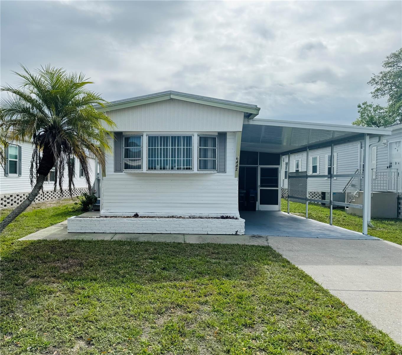 6442 Hikina Dr Property Photo 1