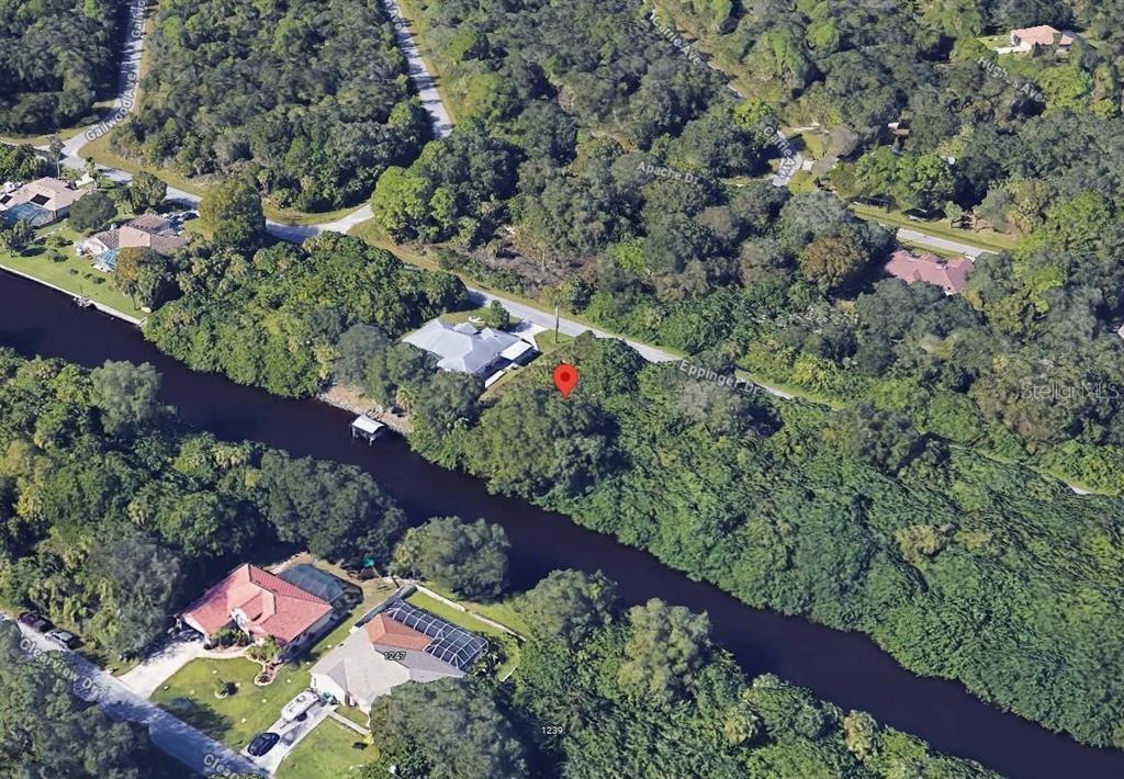 1236 Eppinger Dr Property Photo 8