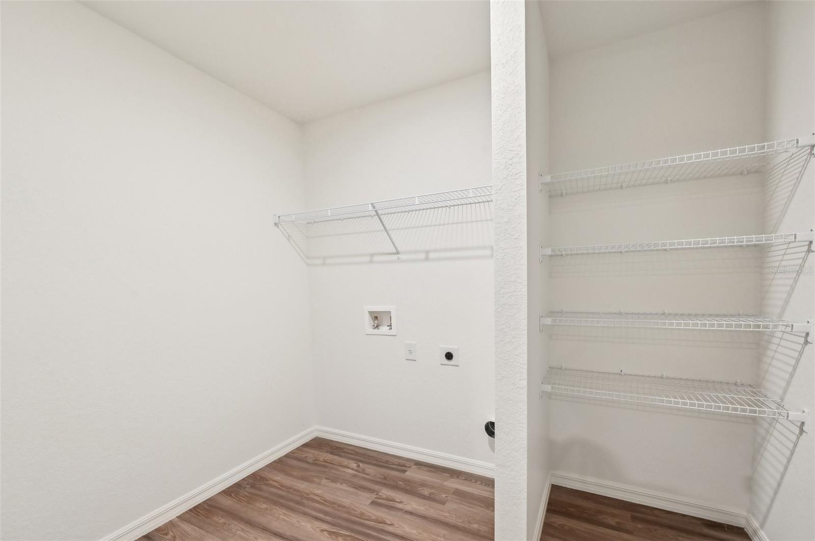 12 Hackberry Ct N Property Photo 24