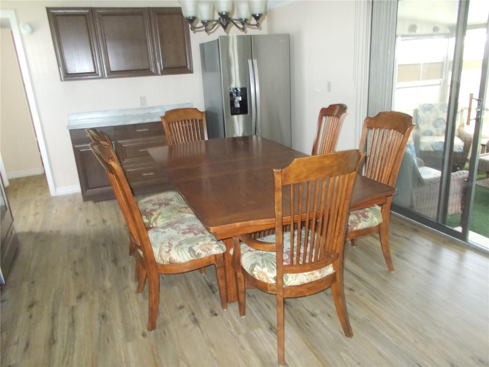 6420 Haele Ct Property Photo 9