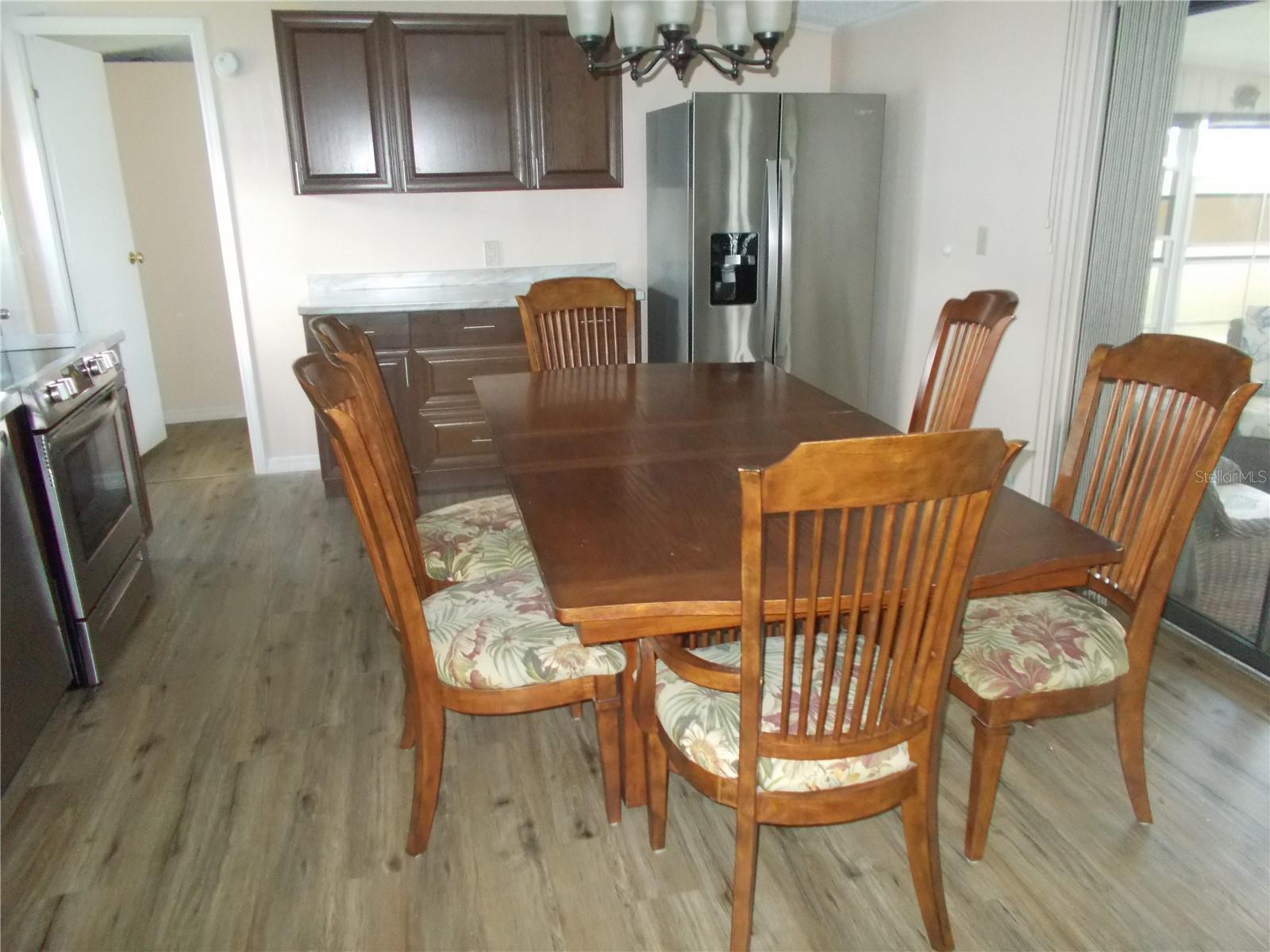 6420 Haele Ct Property Photo 11