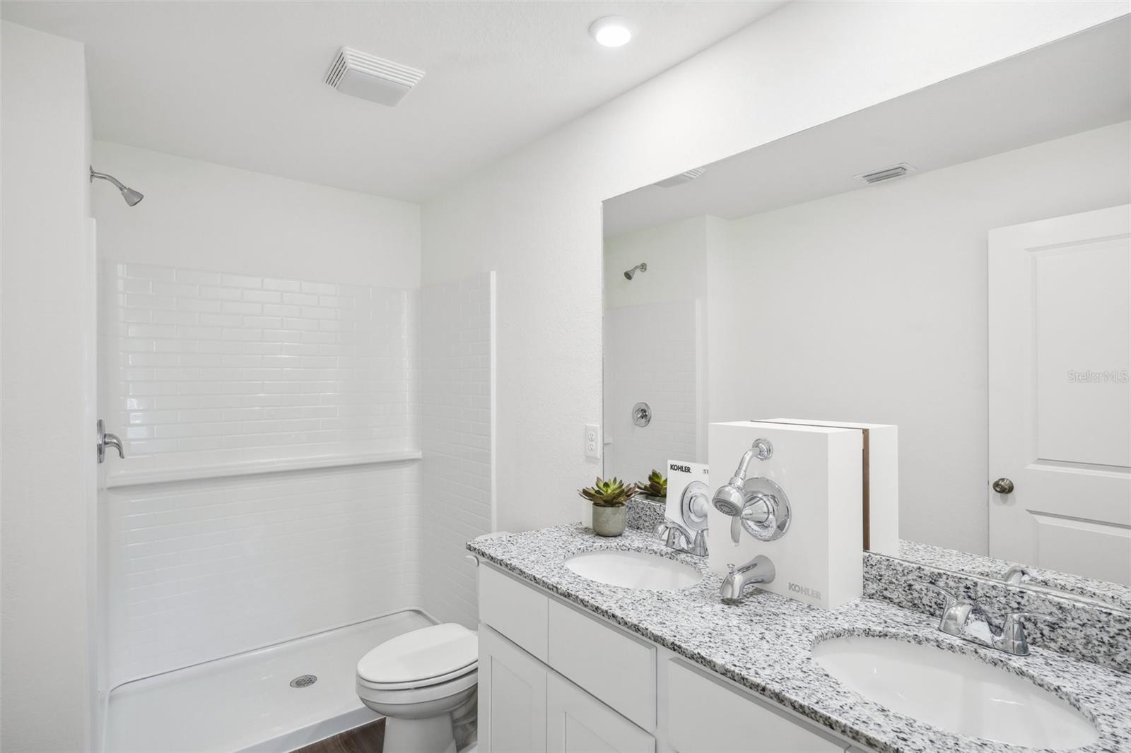 2073 Golden Beak Dr Property Photo 19