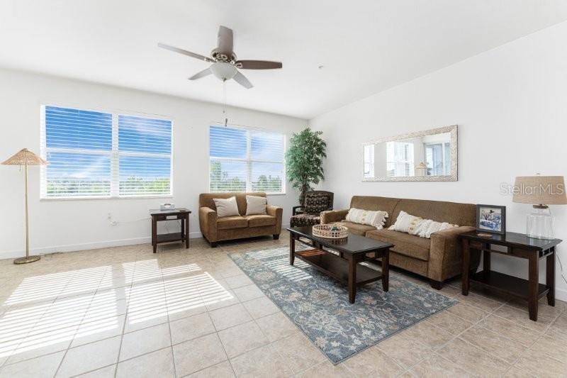 2001 Bal Harbor Blvd #2412 Property Photo 13