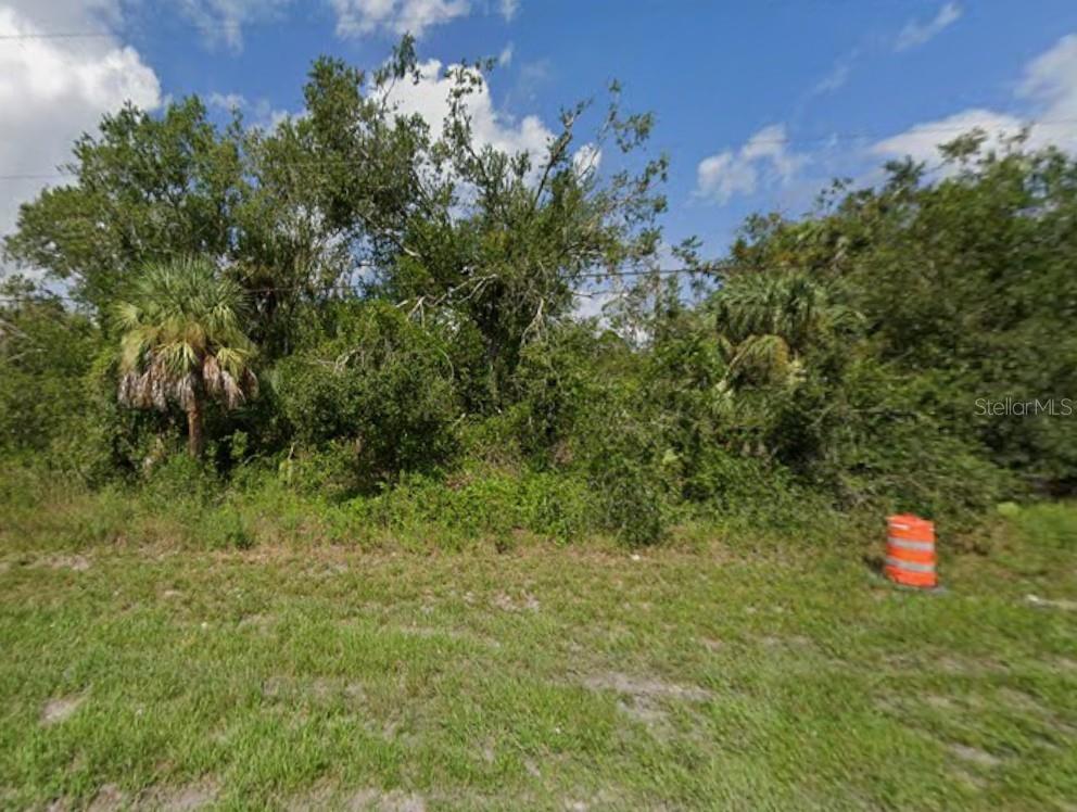 5230 Knollwood Dr Property Photo 2