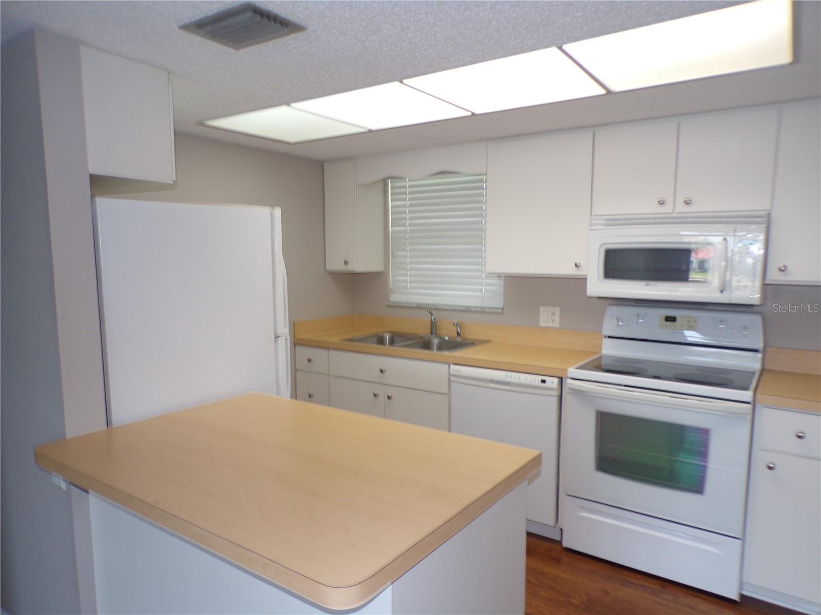 1080 Bal Harbor Blvd #4d Property Photo 7
