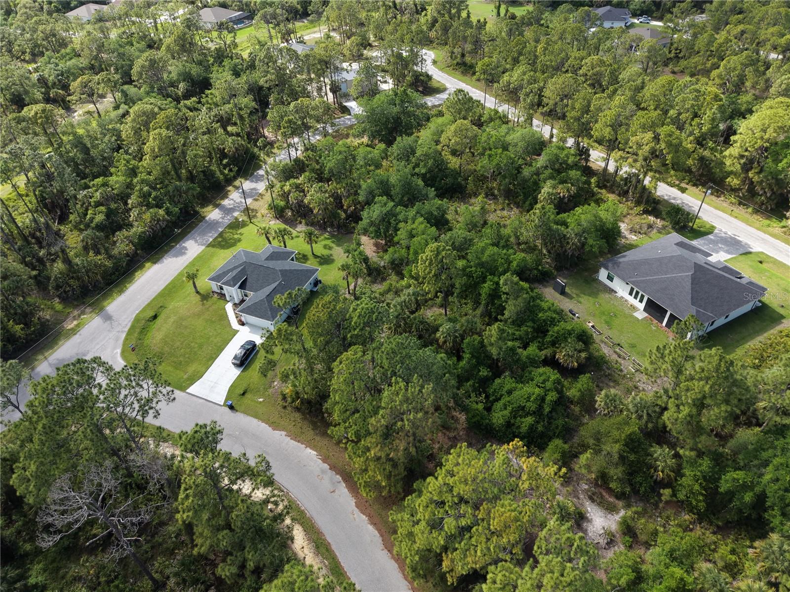 De Brita Rd Property Photo 2