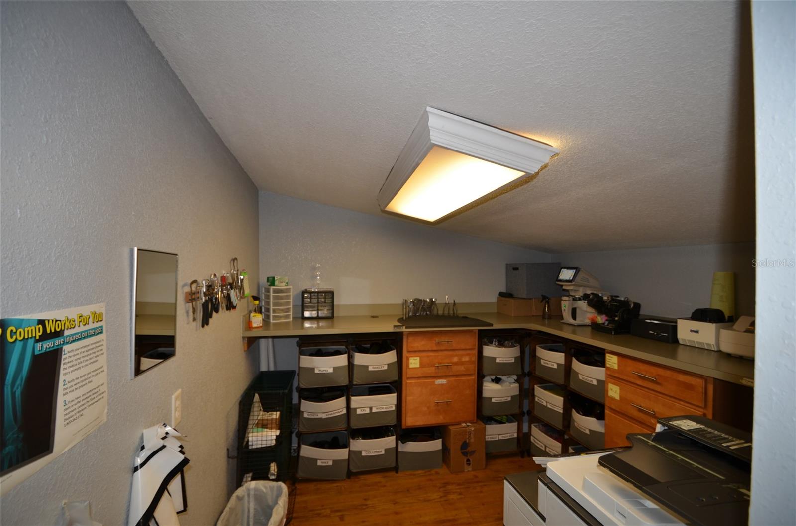 2442 Ne Highway 70 Property Photo 29
