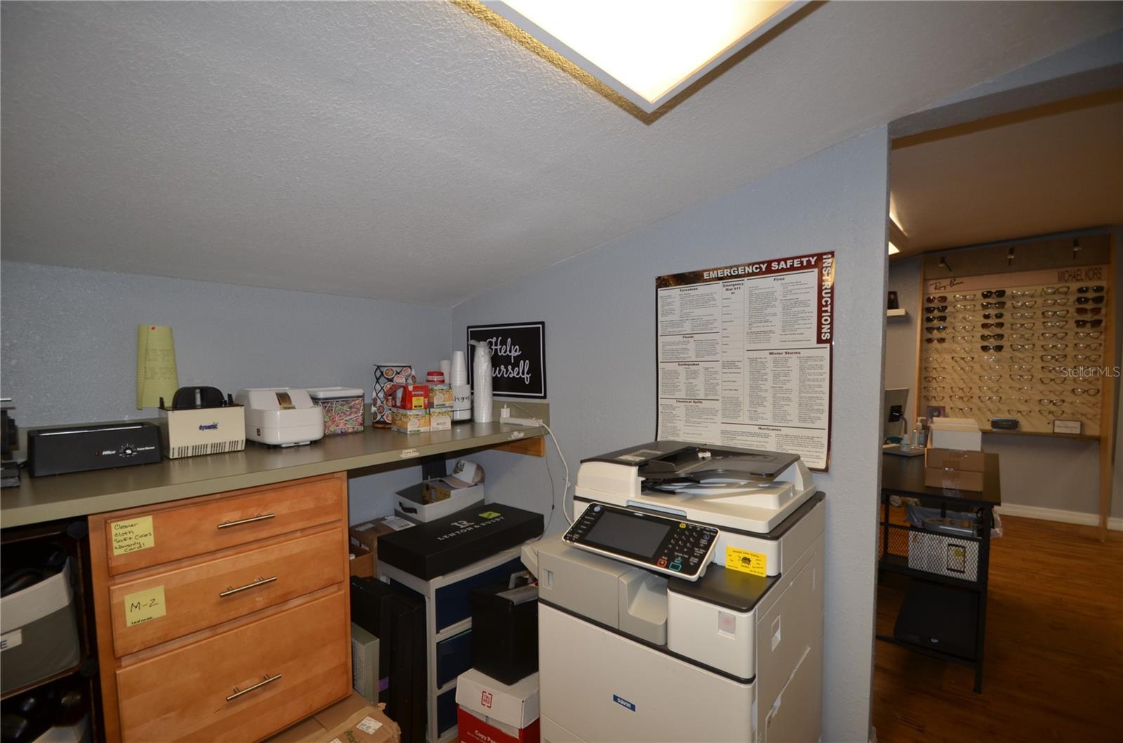 2442 Ne Highway 70 Property Photo 31