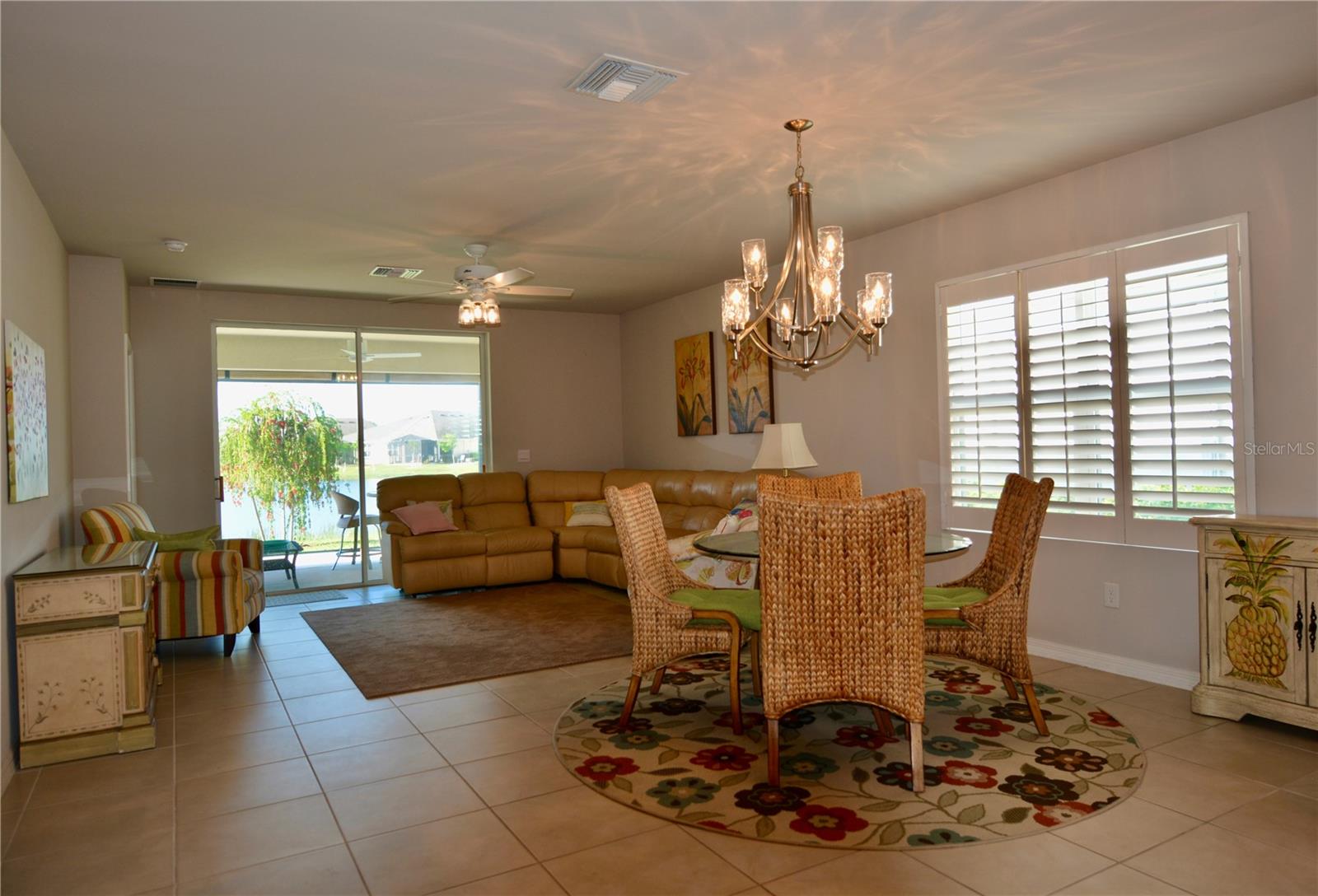 25161 E Lenox Cir Property Photo 5