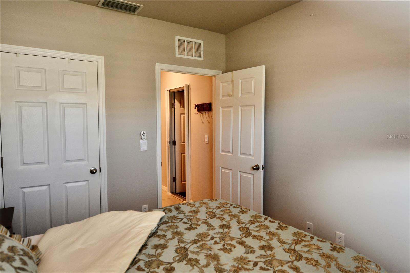 25161 E Lenox Cir Property Photo 23