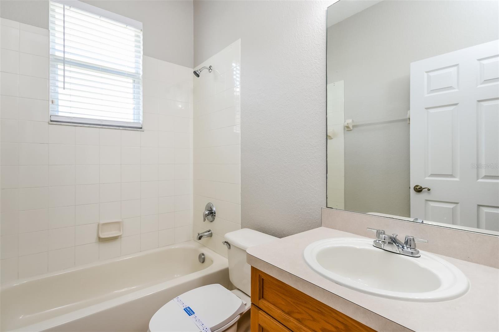 2925 Willow Creek Ln Property Photo 14